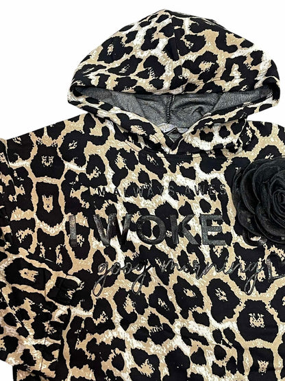 Liitle Star Leopard φόρμα Με δαντελένιο αξεσουάρ λουλούδι.